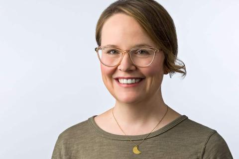 Raina Telgemeier Photo