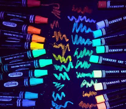 neon art markers